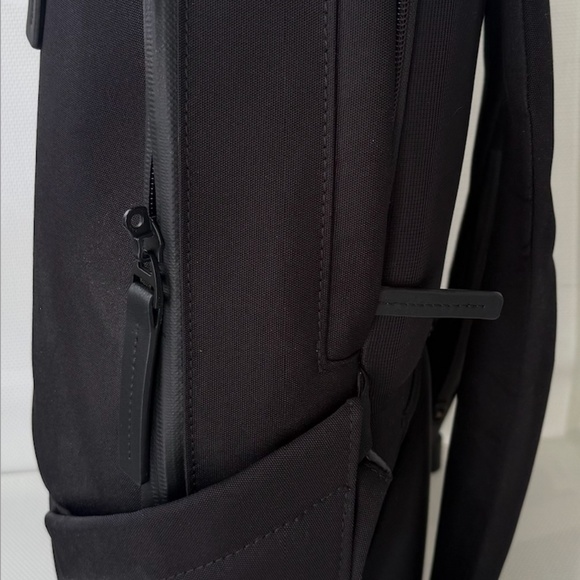 Troubadour Apex 3.0 Backpack (Black) - Picture 3 of 12
